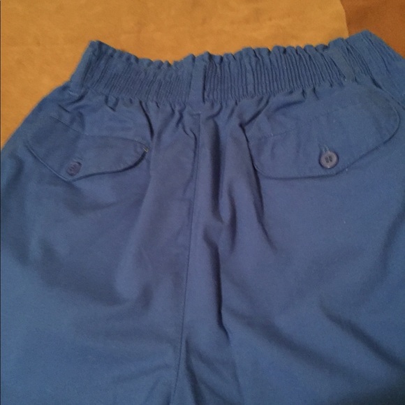 Blue elastic waist shorts - Picture 4 of 5